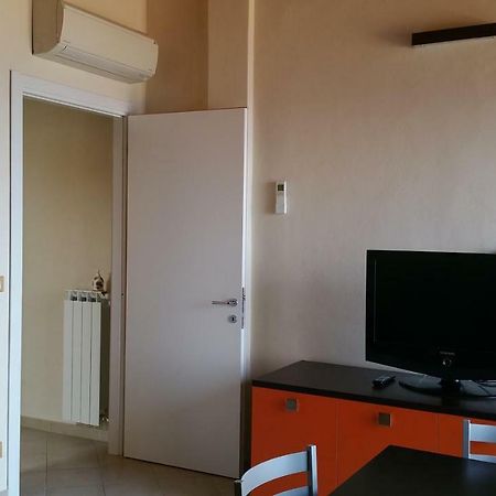 Les Bijoux Apartments Пьетра-Лигуре Экстерьер фото